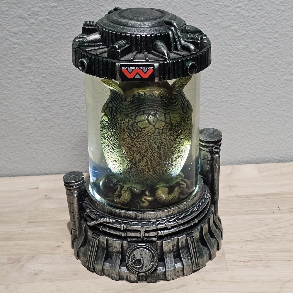 Bradford Exchange Alien Ovomorph Specimen Collection Limited #A0169